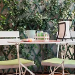 Apartment Casette Romane 